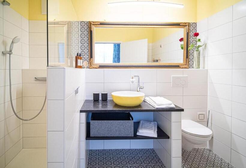 Lejlighed 1 Soveværelse m. Terrasse, Loidls Guesthouse