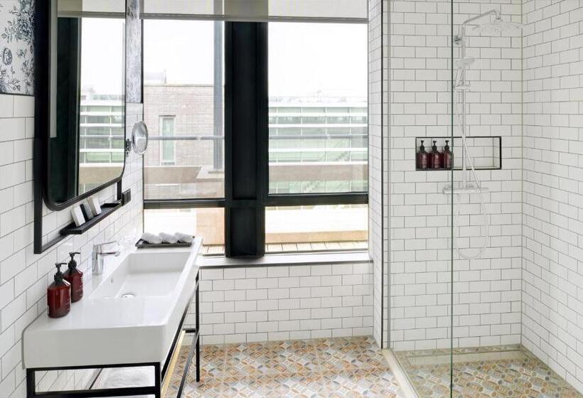 غرفة تنفيذية, Mövenpick Hotel The Hague