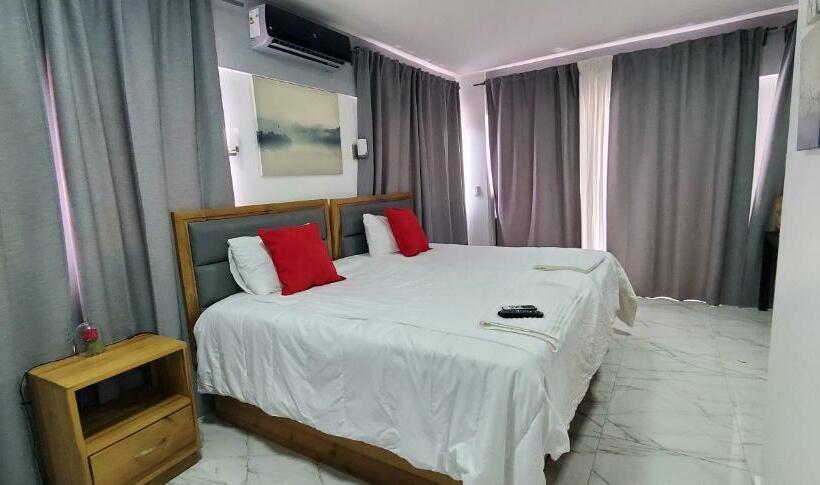 带阳台的豪华间, Boca Grande Hotel Suites