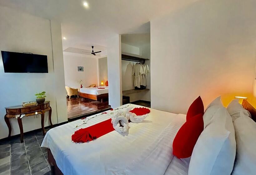 スイート(家族用), Central Corner Suite