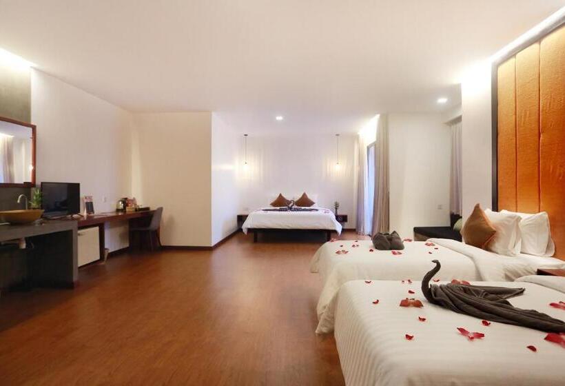 スイート(家族用), Central Corner Suite