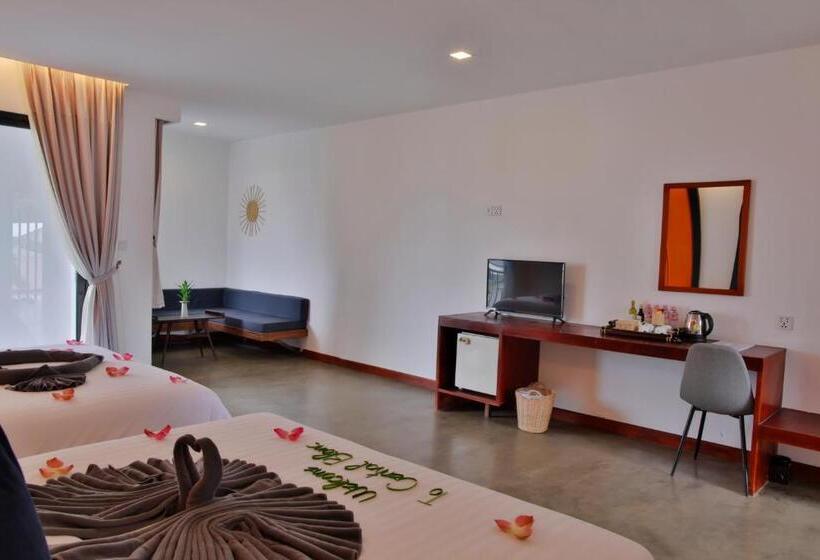 スイート(家族用), Central Corner Suite