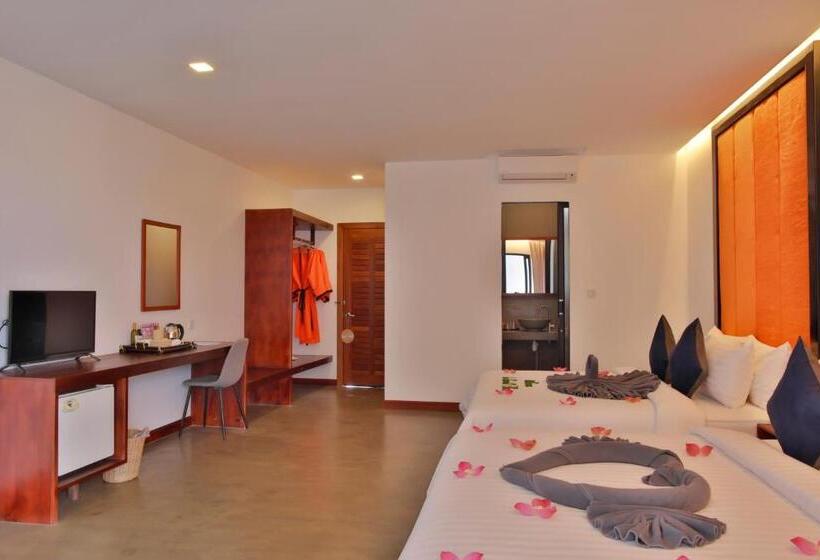 スイート(家族用), Central Corner Suite