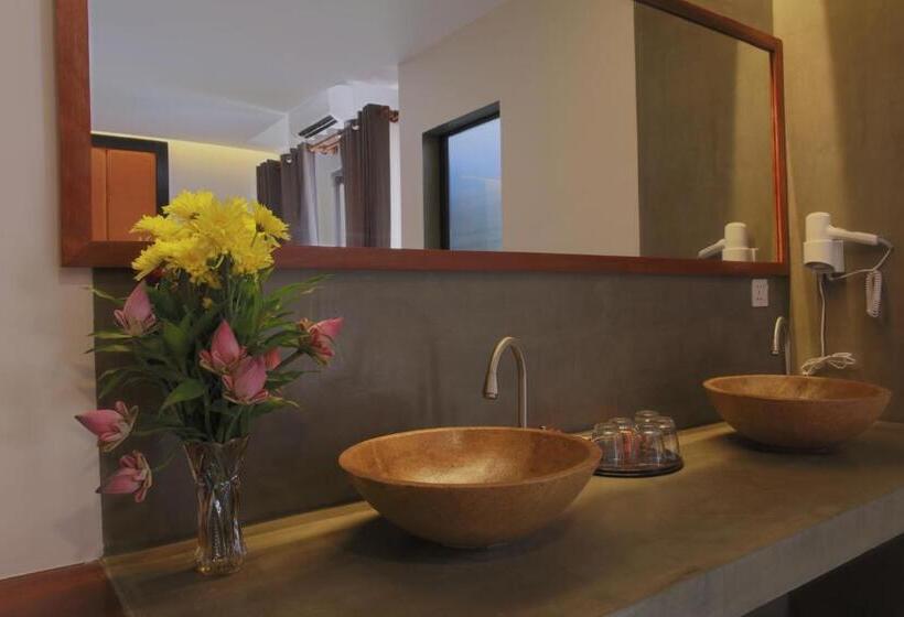 スイート(家族用), Central Corner Suite