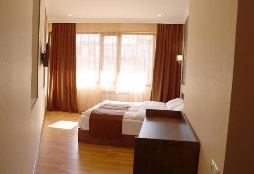 اتاق استاندارد با بالکن, Cherry Garden Boutique