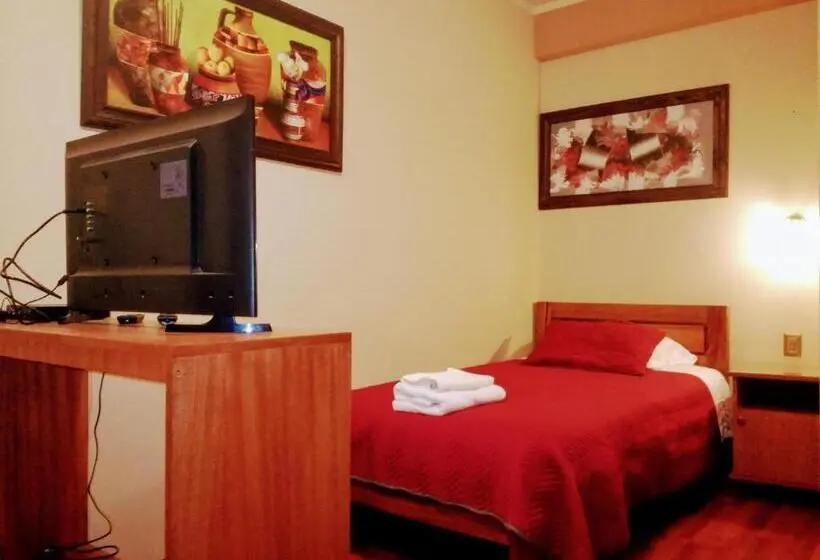 اتاق استاندارد یک نفره, Hostal Cagnapa Restobar