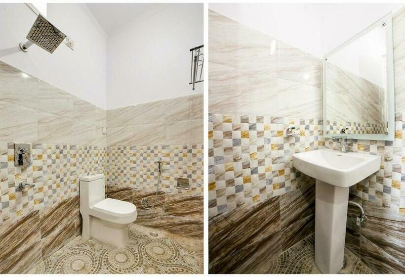 Трехместный Номер Deluxe, Capital O 70965 Sudhir  And Banquet