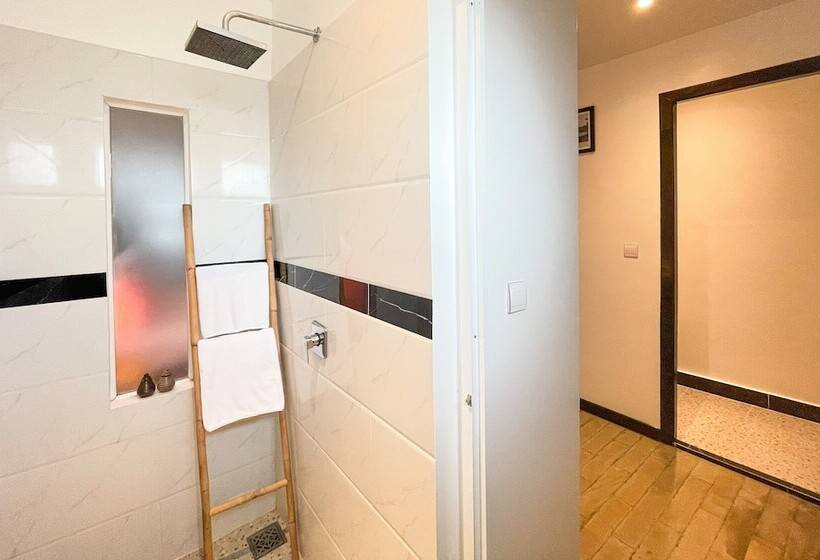 スイート(家族用), Central Corner Suite