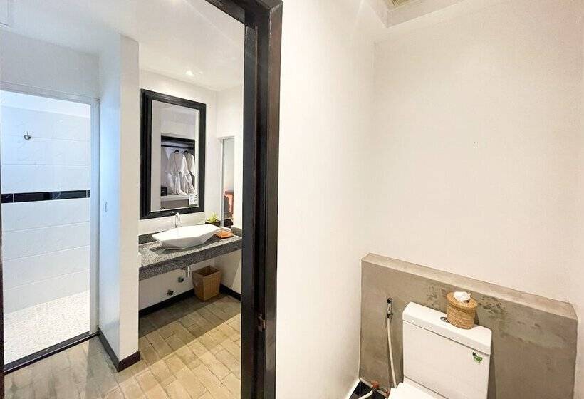 スイート(家族用), Central Corner Suite