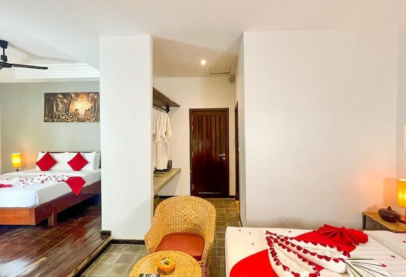 スイート(家族用), Central Corner Suite