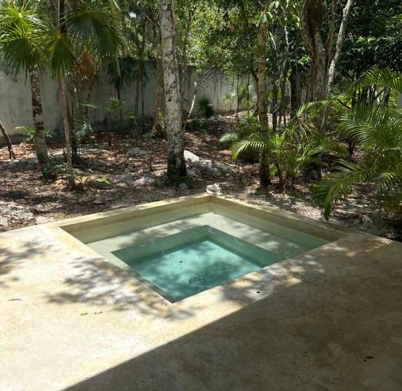 ビラホテル１ベッドルーム, Jungle Lodge Boutique Hotel   Adults Only
