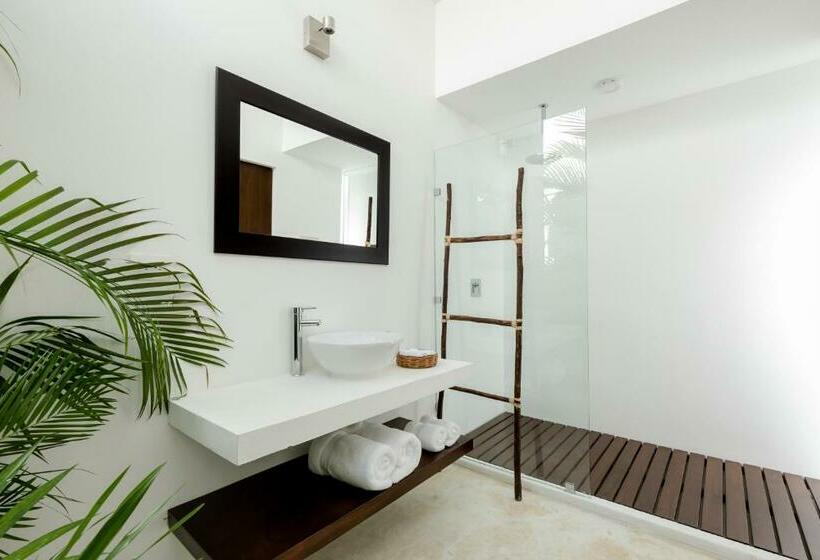 ビラホテル１ベッドルーム, Jungle Lodge Boutique Hotel   Adults Only