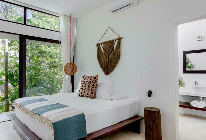 ビラホテル１ベッドルーム, Jungle Lodge Boutique Hotel   Adults Only