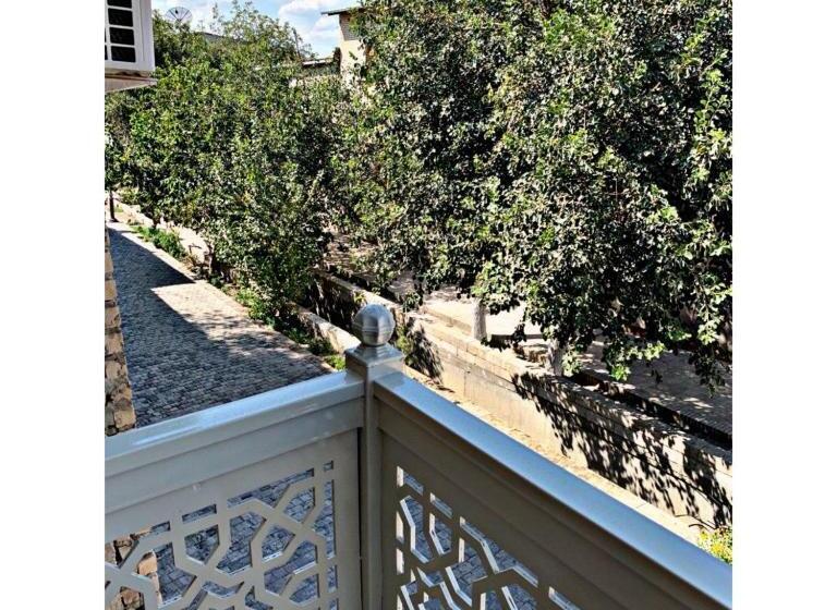 标准间带阳台, Rahmat Guesthouse