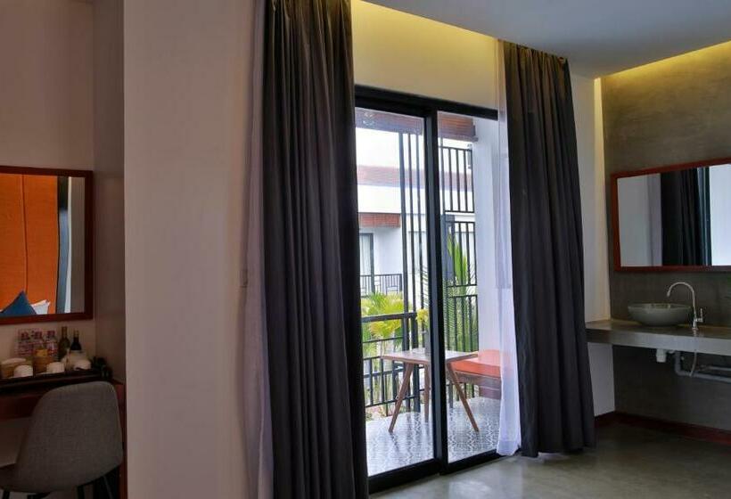 デラックスファミリールーム, Central Corner Suite