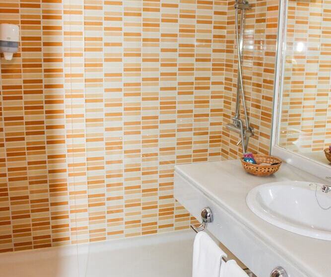 스탠다드 트리플 룸, Bahia Sur