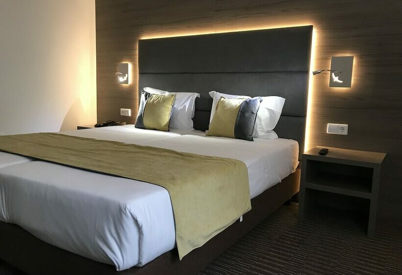 غرفة قياسية, The One Grand Hotel da Póvoa