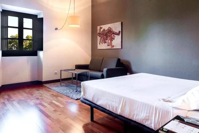اتاق سوپریور با تخت بزرگ, Ac Hotel Palacio De Santa Ana By Marriott