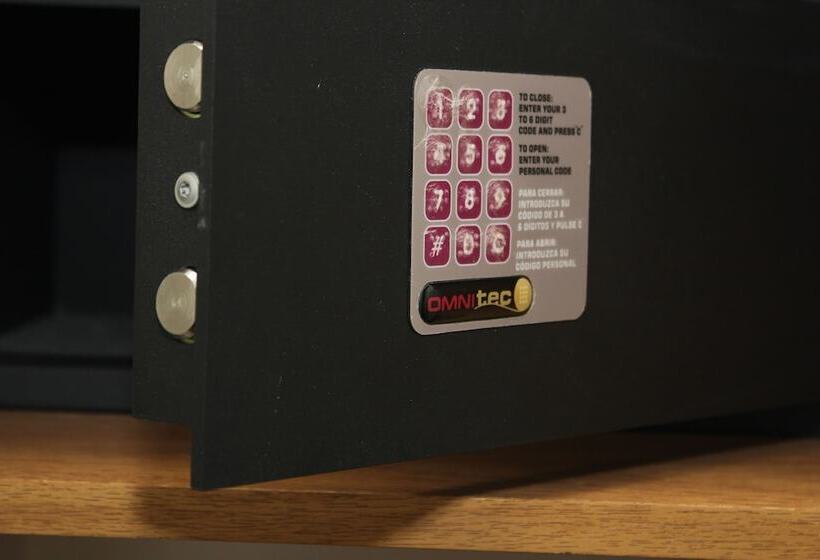 اتاق استاندارد یک نفره, Ayacucho Palace