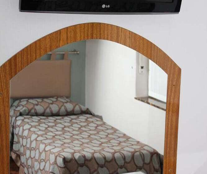 اتاق استاندارد یک نفره, Ayacucho Palace