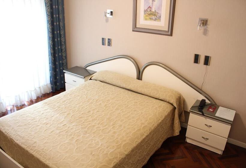 اتاق استاندارد یک نفره, Ayacucho Palace