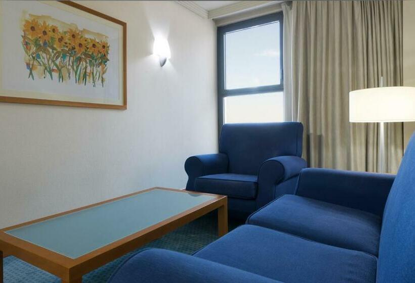 سوییت جونیور, Exe Plaza