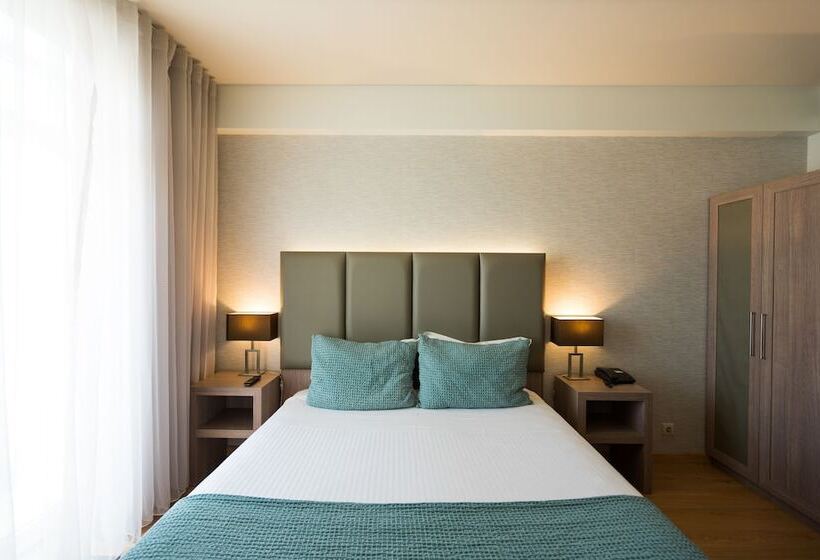 غرفة ديلوكس مطلّة علي البحر, The One Grand Hotel da Póvoa