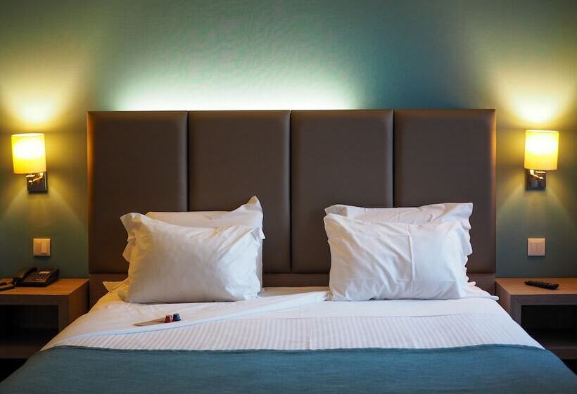 غرفة ديلوكس مطلّة علي البحر, The One Grand Hotel da Póvoa