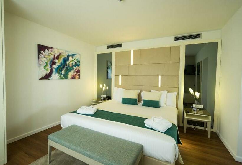 جناح ديلوكس مطل على البحر, The One Grand Hotel da Póvoa