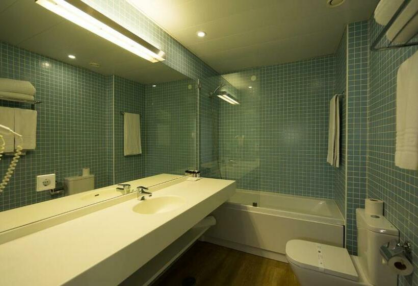 جناح ديلوكس مطل على البحر, The One Grand Hotel da Póvoa