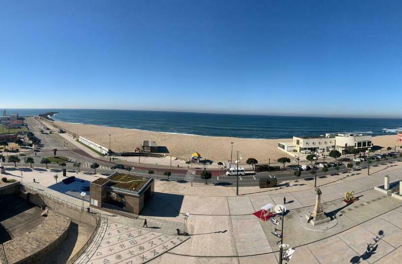 جناح ديلوكس مطل على البحر, The One Grand Hotel da Póvoa