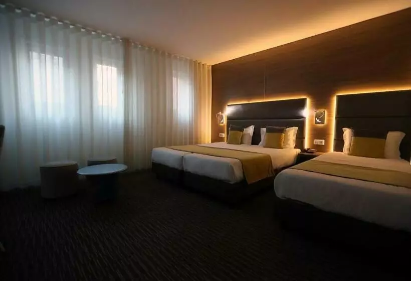 スタンダードトリプルルーム, The One Grand Hotel da Póvoa