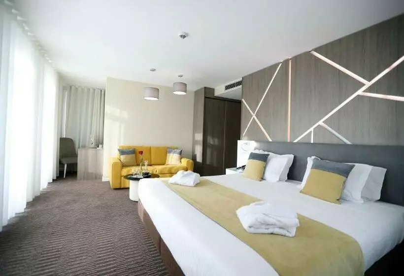 デラックスジュニアスイート, The One Grand Hotel da Póvoa