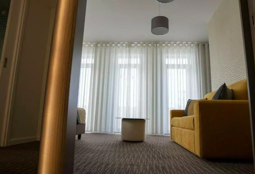 デラックスジュニアスイート, The One Grand Hotel da Póvoa