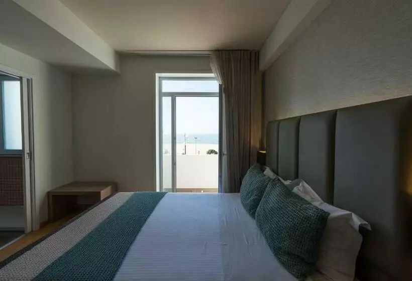 オーシャンビュースーペリアールーム, The One Grand Hotel da Póvoa