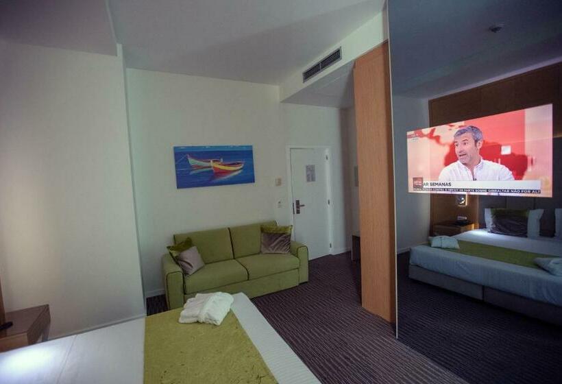 جناح جونيور ديلوكس, The One Grand Hotel da Póvoa