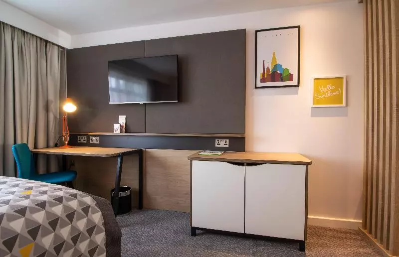スタンダードルーム, Holiday Inn Leicester Wigston, An Ihg