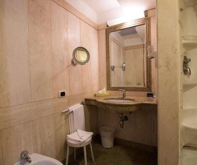 اتاق استاندارد, Quality Hotel Nova Domus