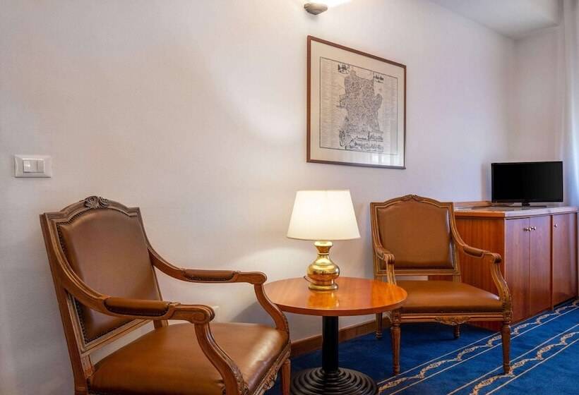اتاق استاندارد یک نفره, Quality Hotel Nova Domus