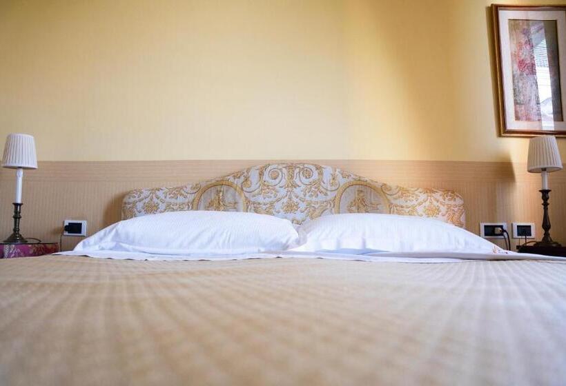 חדר קלאסי, Relais Villa Pomela