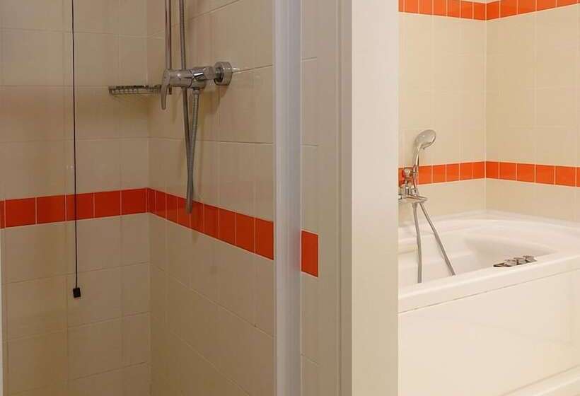 חדר משפחתי, Relais Villa Pomela