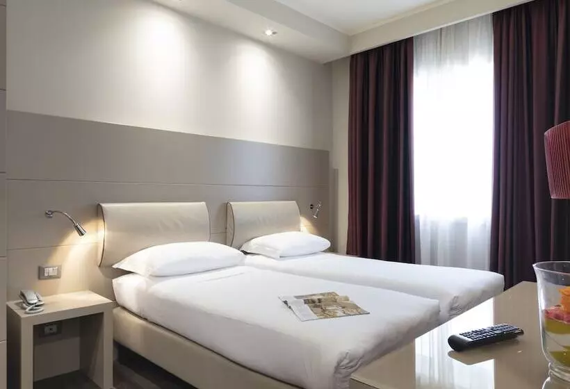اتاق کلاسیک, Smart Hotel Holiday