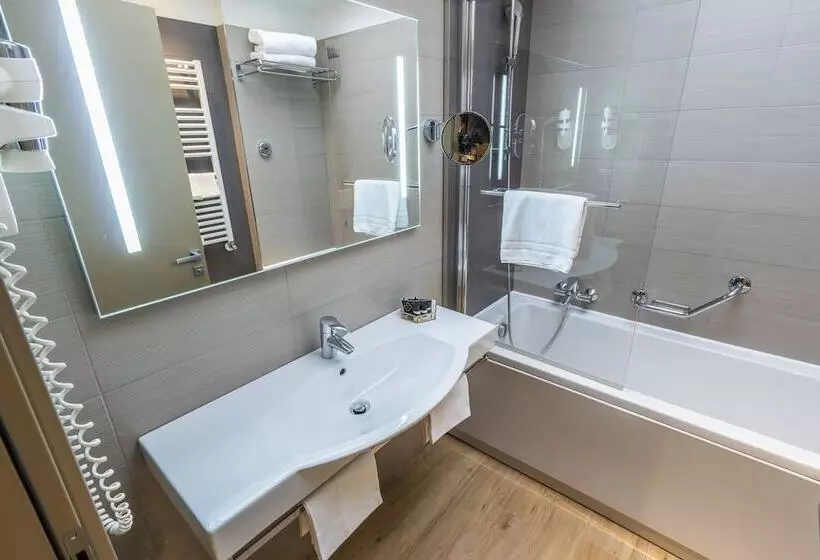 اتاق سوپریور, Smart Hotel Holiday