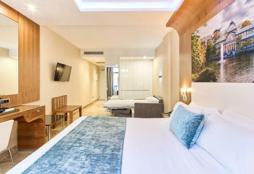 اتاق استاندارد سه نفره, Vp Jardin De Recoletos