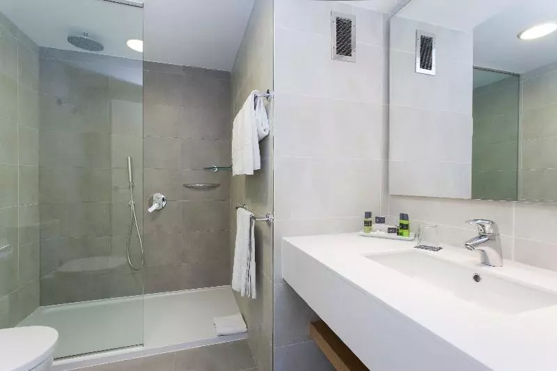 سوییت, Insotel Cala Mandia Resort
