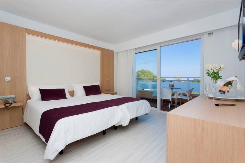 Люкс, Insotel Cala Mandia Resort