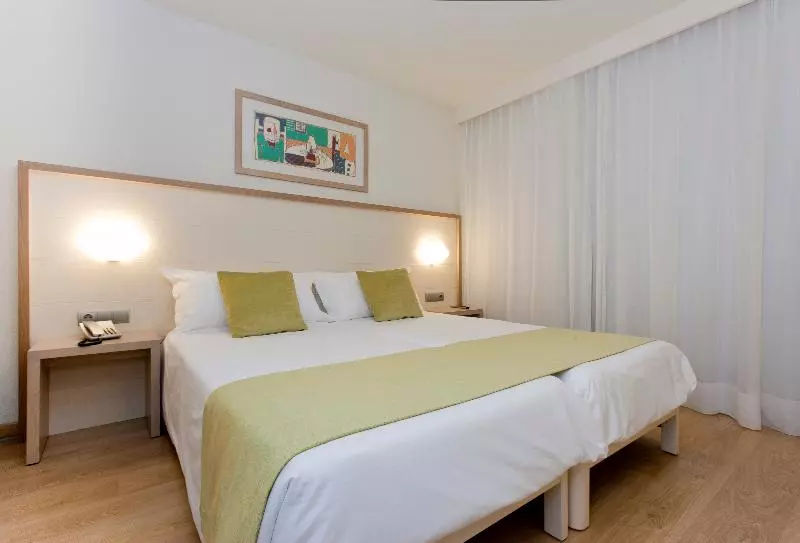 آپارتمان کلاسیک 1 خوابه, Insotel Cala Mandia Resort