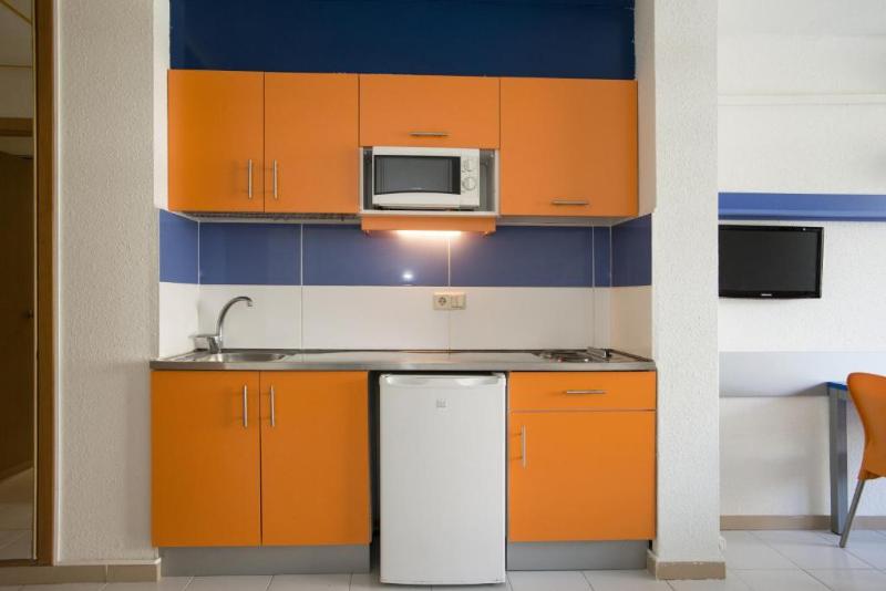 شقة غرفة واحدة, Inter 2