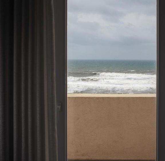 Люкс Deluxe Вид на Море, The One Grand Hotel da Póvoa