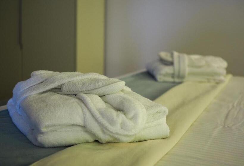 جناح ديلوكس مطل على البحر, The One Grand Hotel da Póvoa